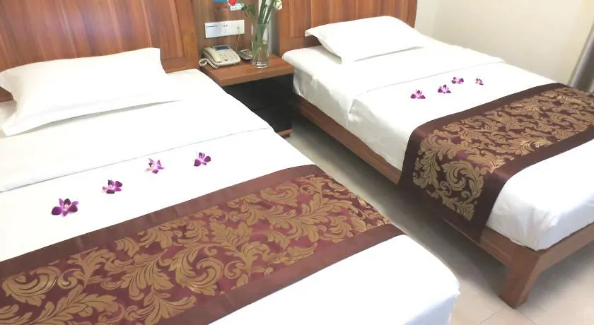 Yiyang Coast Hotel Szanja 2*,  Kína