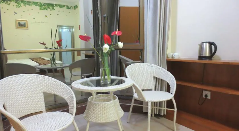 Yiyang Coast Hotel Szanja