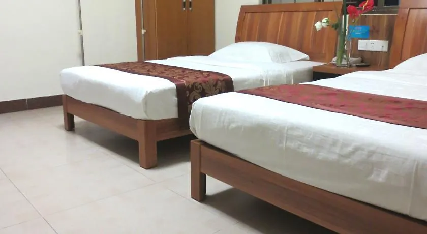 Yiyang Coast Hotel Szanja 2*,